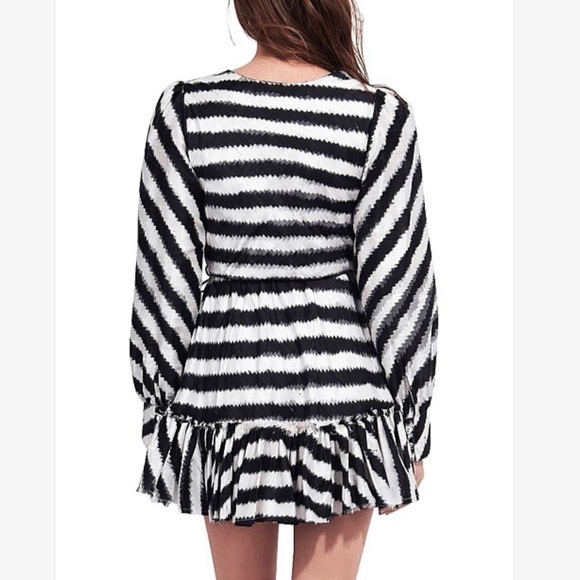 AJE Black & White Striped Tablas Mini Ruffles Wrap Dress Long Sleeve Size 6 NWOT - Picture 8 of 12